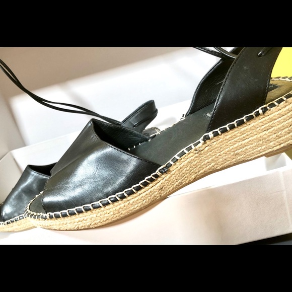 Steven Maiden Sandals - Picture 2 of 6